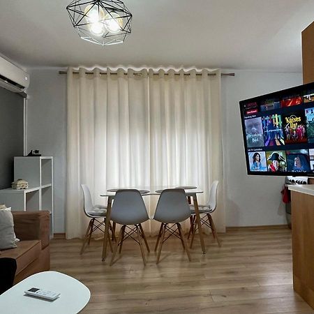 Luel Central Apartament Tirana Esterno foto