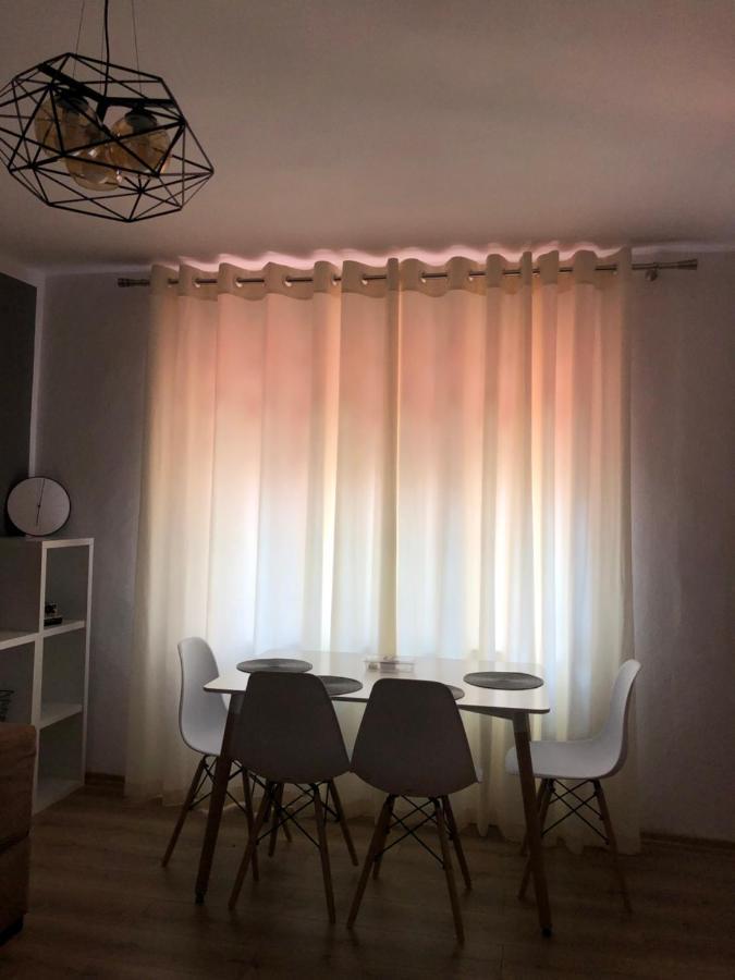 Luel Central Apartament Tirana Esterno foto